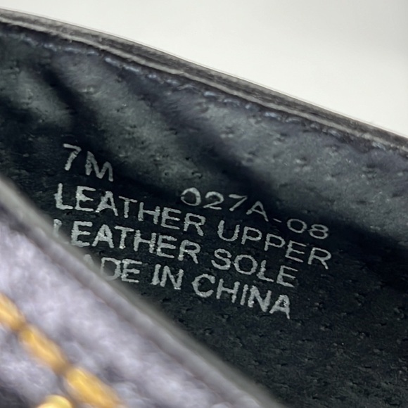 Margaret Jerrold  Vintage Patterned Red & Black Pumps with Gold Beading - Size 7 - Picture 10 of 11